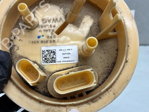 Used Fuel pump Fuel pump SEAT IBIZA V (KJ1, KJG) 1.6 TDI (95 hp) 31796246 31796246