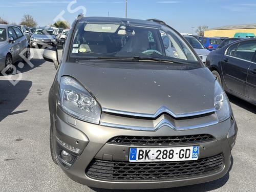 Rear fog light CITROËN C4 Grand Picasso I (UA_) 1.6 HDi 110 | BP28295735C37 