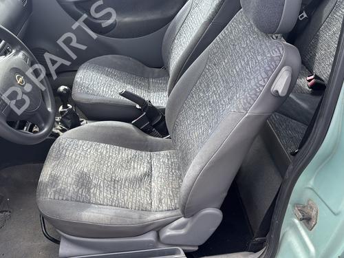 Right headlight OPEL CORSA C (X01) 1.0 (F08, F68) | BP29939572C29