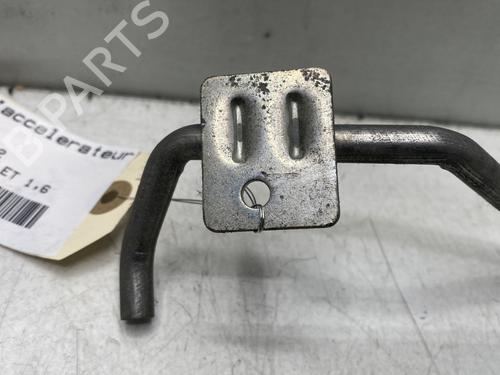 Used Pedal Pedal PEUGEOT 206 CC (2D) 1.6 16V (2DNFUF, 2DNFUR) (109 hp) 32063261 32063261