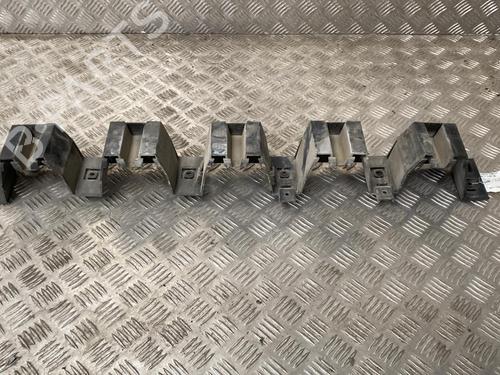 Used Rear bumper bracket VOLVO S40 II (544) 1.6 D (110 hp) 20026422