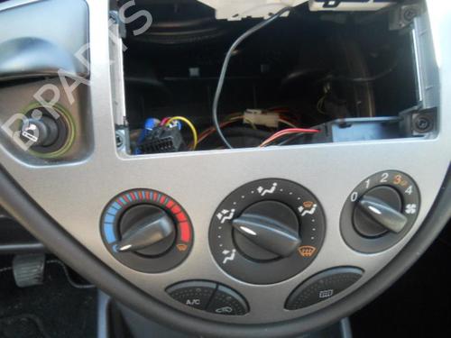 Left front fog light FORD FOCUS I Turnier (DNW)  | BP20019523C30 