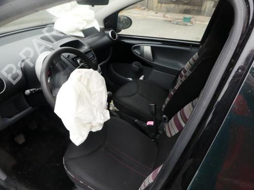 Front right lock CITROËN C1 (PM_, PN_) 1.4 HDi | BP19973970C97 