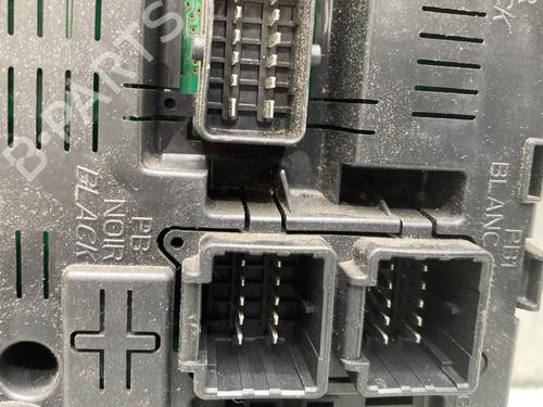 Fuse box CITROËN C4 Picasso I MPV (UD_) 1.6 HDi 110 | BP28519333E1 