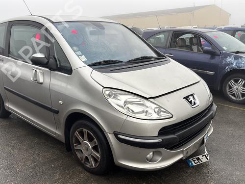 Left headlight PEUGEOT 1007 (KM_) 1.4 HDi | BP23765398C28  - Image 14