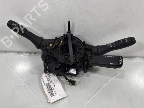 Used Steering column stalk RENAULT CLIO V (B7_) 1.5 Blue dCi 100 (B7AD) (101 hp) 30887403