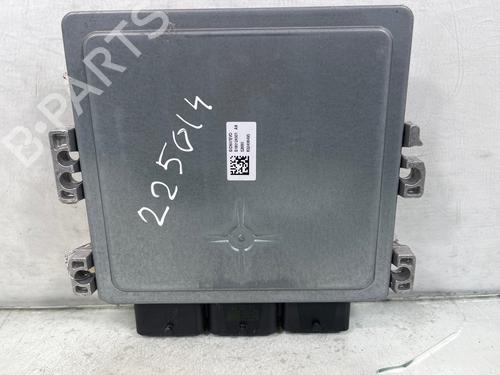 Used Engine control unit (ECU) Engine control unit (ECU) 37648595 37648595