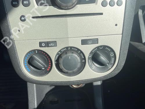 Fuse box OPEL CORSA D (S07) 1.3 CDTI (L08, L68) | BP36818974E1  - Image 12