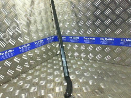 Used Front windshield wiper arm SEAT IBIZA III (6L1) 1.9 SDI (64 hp) 19987687
