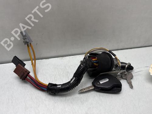 Used Ignition barrel PEUGEOT EXPERT Van (222) 2.0 (136 hp) 29453215