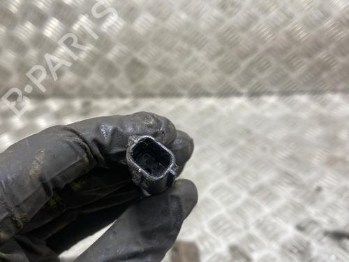 Used Right front steering knuckle Right front steering knuckle RENAULT CLIO III (BR0/1, CR0/1) 1.2 16V (BR02, BR0J, BR11, CR02, CR0J, CR11) (75 hp) 34242733 34242733