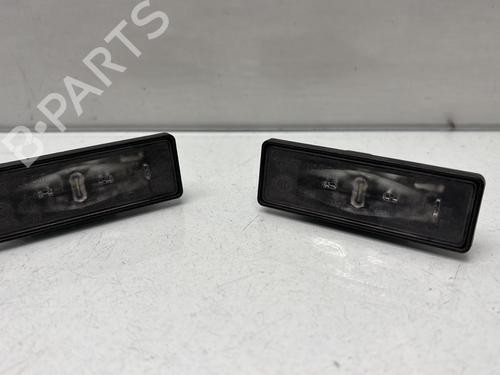 Licence plate light RENAULT CLIO V (B7_) 1.3 TCe 130 (B7MF) | BP32292573I40 - Image 2