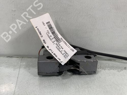 hood-lock-vw-golf-vii-5g1-bq1-be1-be2-2012-2013-2014-2015-2016-2017-2018-2019-2020-2021-31134892 main image