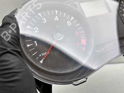 Used Instrument cluster Instrument cluster 30090588 30090588
