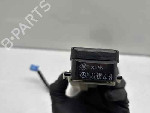 Left front window switch MERCEDES-BENZ C-CLASS (W203) C 220 CDI (203.008) | BP29841739I27