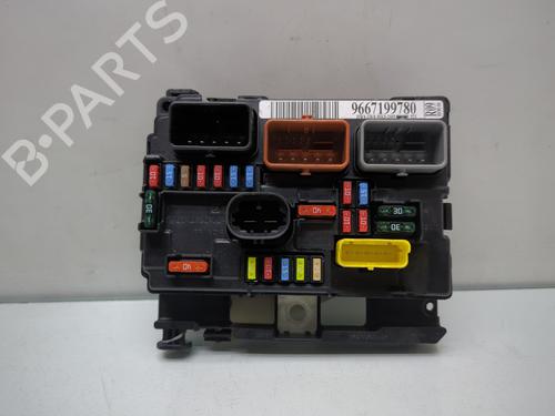 Used Fuse box PEUGEOT 207 SW (WK_) 1.6 HDi (90 hp) 30678186