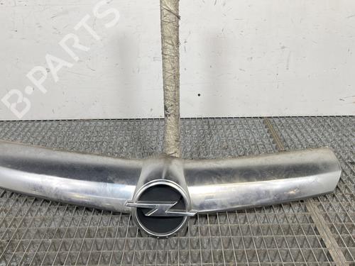 Used Grille OPEL CORSA D (S07) 1.3 CDTI (L08, L68) (90 hp) 29413630