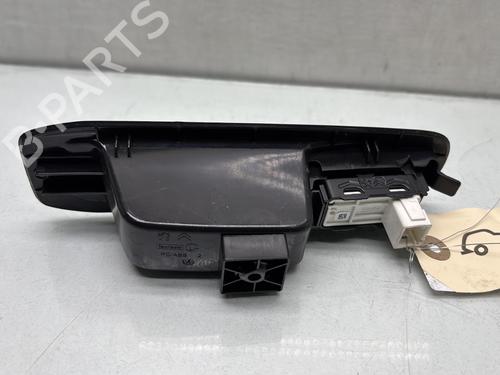 Used Left rear window switch Left rear window switch PEUGEOT 308 II (LB_, LP_, LW_, LH_, L3_) 1.6 BlueHDi 120 (120 hp) 27643229 27643229
