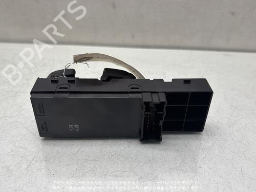Used Left front window switch Left front window switch NISSAN MICRA V (K14) 1.0 IG-T 100 (101 hp) 33314129 33314129