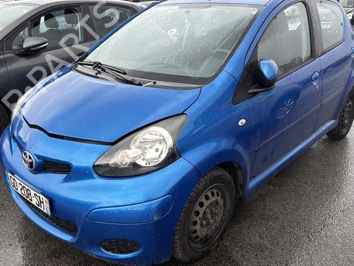 Brugte TOYOTA AYGO (_B1_) 1.0 (KGB10_, KGB10R) (68 hp) 4433446