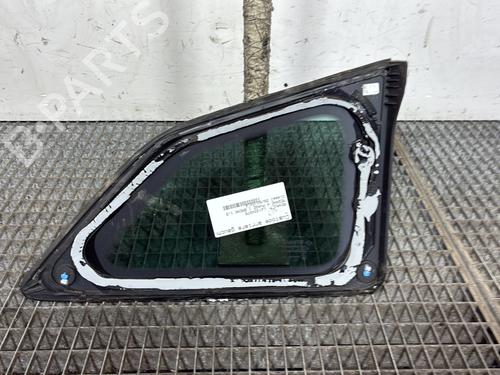 Used Rear left door window Rear left door window 33711415 33711415