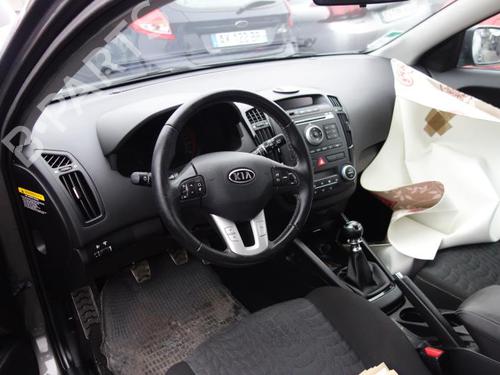 Gearstang KIA CEE'D Hatchback (ED) | BP20002143M90 - Image 9