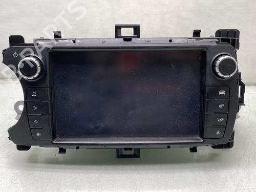 Used Radio TOYOTA YARIS (_P13_) 1.5 Hybrid (NHP130_, NHP130) (101 hp) 21490531
