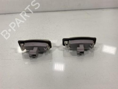 Used Licence plate light PEUGEOT 4007 (VU_, VV_) 2.2 HDi (156 hp) 19961106