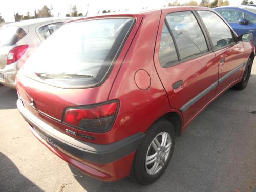 Grill PEUGEOT 306 Hatchback (7A, 7C, N3, N5)  | BP20035090C40 