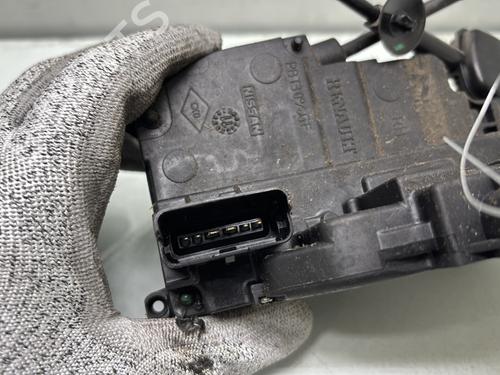 Used Front right lock Front right lock RENAULT MASTER III Van (FV) 2.3 dCi 100 FWD (FV0A, FV0B, FV0G, FV0K, FV0H) (101 hp) 28672617 28672617