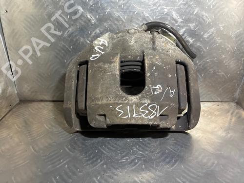 Used Right front brake caliper Right front brake caliper 21950883 21950883