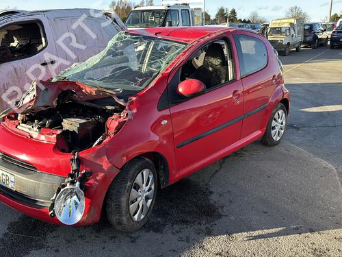 Front windshield wiper arm CITROËN C1 (PM_, PN_) 1.4 HDi | BP24428129C143 