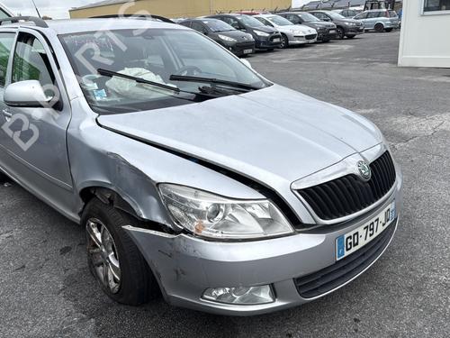 Left front window switch SKODA OCTAVIA II Combi (1Z5) 1.6 TDI | BP31354467I27 - Image 27