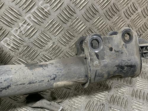 right-front-shock-absorber-mercedes-benz-a-class-w176-2012-2013-2014-2015-2016-2017-2018-32110376 main image