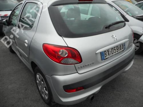 Right taillight PEUGEOT 206+ (2L_, 2M_) 1.4 HDi eco 70 | BP32125894C35 