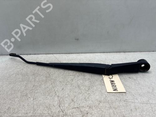 Used Front windshield wiper arm Front windshield wiper arm 39043631 39043631
