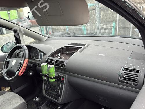 Serrure avant droite VW SHARAN (7M8, 7M9, 7M6) 2.0 TDI | BP30791479C97 