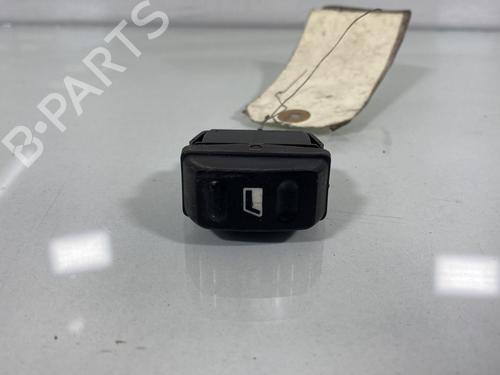 Used Left front window switch Left front window switch CITROËN ZX Break (N2) 1.9 D (68 hp) 20005617 20005617