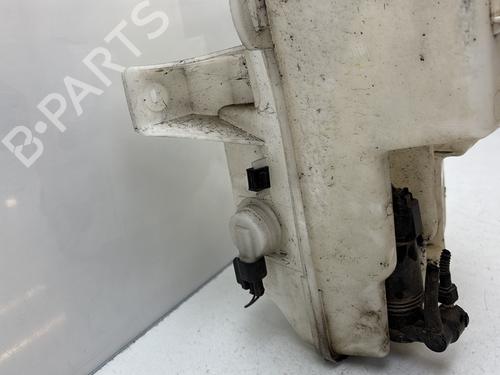 Windscreen washer tank VOLVO V40 Hatchback (525) D2 | BP32469933C113
