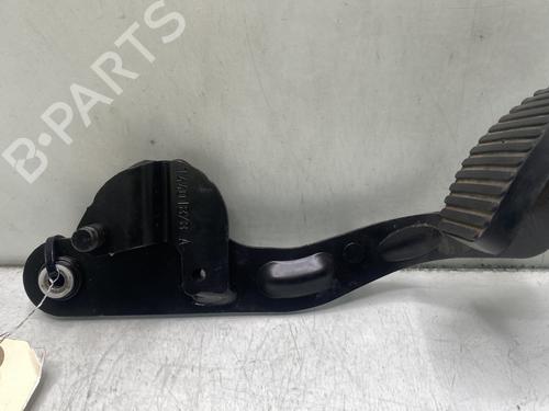 Pedal embrague PEUGEOT 807 (EB_) 2.0 HDI (136 hp) 31641476