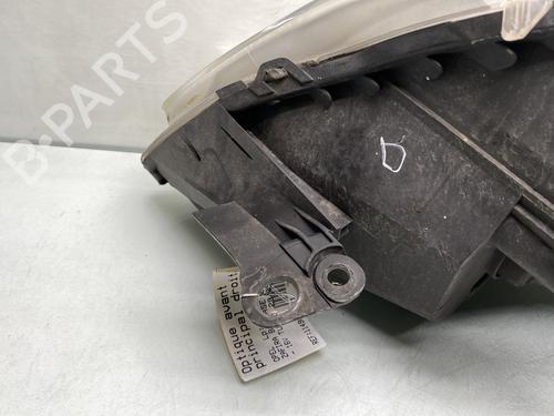 Used Right headlight Right headlight OPEL ZAFIRA / ZAFIRA FAMILY B (A05) 1.7 CDTI (M75) (110 hp) 30822157 30822157