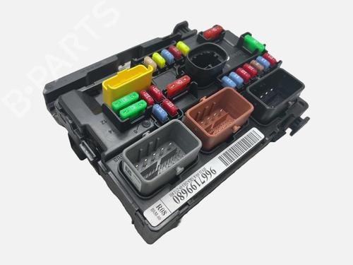 Fuse box CITROËN C3 II (SC_) 1.2 VTi 82 | BP40030124E1 - Image 5