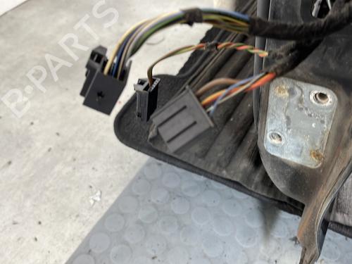 Used Left front door Left front door VW POLO IV (9N_, 9A_) 1.4 TDI (70 hp) 31212423 31212423