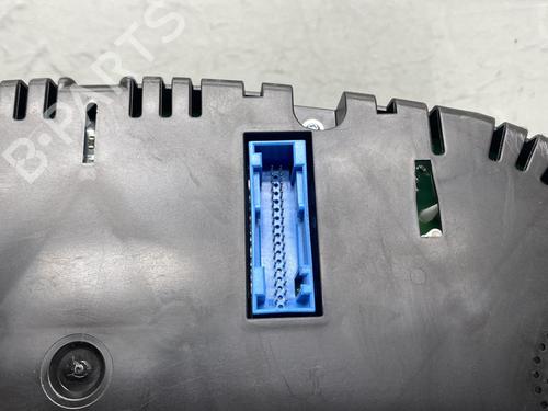 Used Instrument cluster Instrument cluster 19992972 19992972