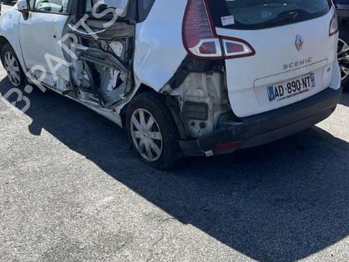 Left taillight RENAULT SCÉNIC III (JZ0/1_) 1.5 dCi | BP22939898C34 