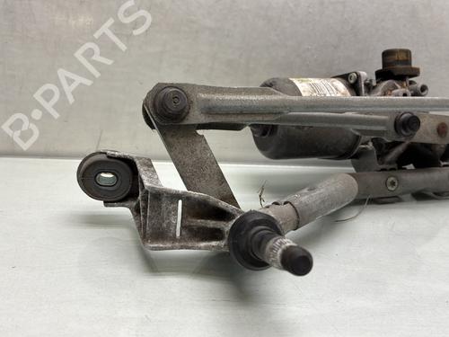 front-wiper-motor-renault-clio-iv-bh_-2012-2013-2014-2015-2016-2017-2018-2019-2020-2021-37755359 main image
