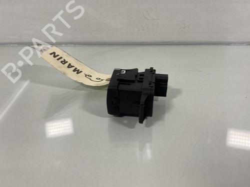Used Switch Switch RENAULT MEGANE IV Hatchback (B9A/M/N_) 1.6 dCi 130 (B9A4) (130 hp) 19992246 19992246