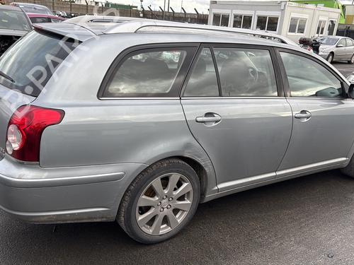 Used Parts TOYOTA AVENSIS Estate (_T25_)  2.0 D-4D (ADT250_, ADT250R)  4335672