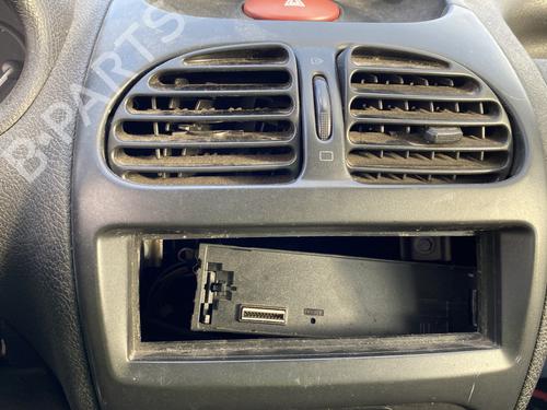 Front right door window PEUGEOT 206 Hatchback (2A/C) 1.9 D | BP24428736C19 