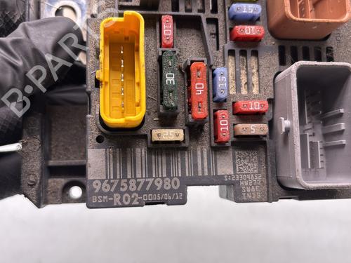 Fuse box PEUGEOT 3008 I MPV (0U_) 1.6 HDi | BP30082737E1 